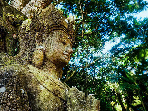 Buddha@silviaaluucena Buddha statue@silviaaluucena