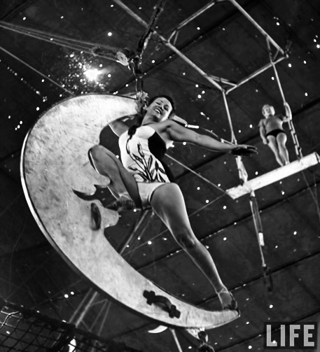 Ringling-Brothers-acorbats-by-Nina-Leen Ringling-Brothers-acorbats-by-Nina-Leen for LIFE magazine 1949