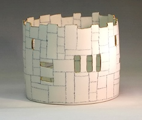 Maria-ten-Kortenaar-contemporary-pottery Castle-in-the-air-sm Maria-ten-Kortenaar