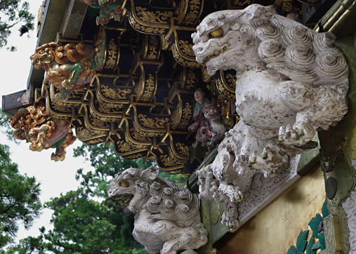 japanese-shrine-nikko-507x362 Nikko Tosho gu Yomeimon