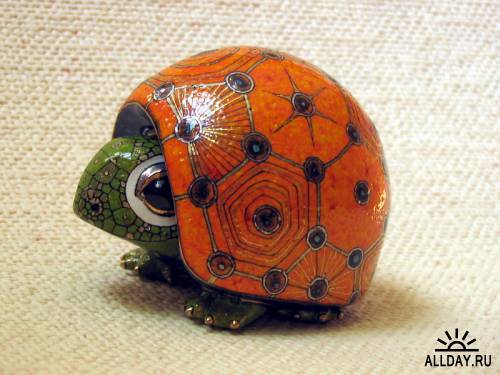500px-375px-1299775385_apelsinovaya-cherepaha.jpg Orange Turtle by Anya Stasenko and Slava Leontyev, Ukraine