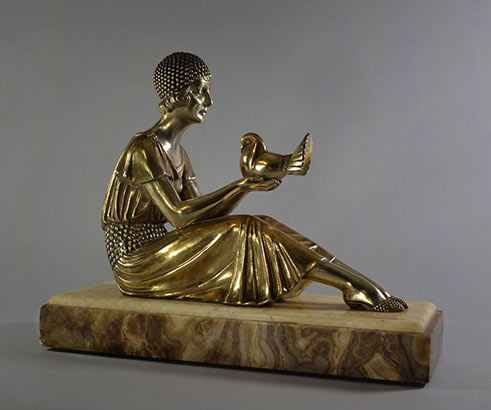 Chiparus-lady-with-dove 1930-.fr-Demetre -Chiparus Lady with dove