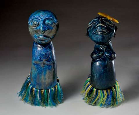 2015-Best-Cultural-Artefact,-Jimmy-K.-Thaiday-(Erub-Arts),-Gur-Legiz Cultural-Artefact,-Jimmy-K.= - two ceramic figures