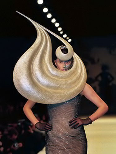 large-hat-philip-treacy-374x499 Philip Treacy hat
