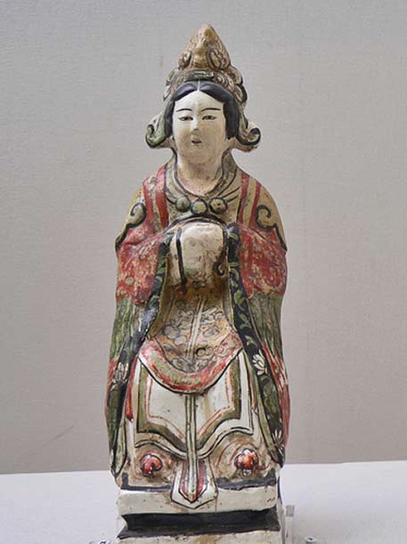 Pa village kiln, hand painted seated female Pa village kiln, hand painted seated female, Shanghai Museum