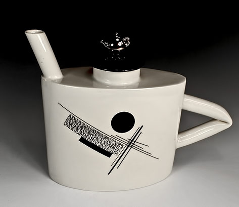 black-and-white-supreme_teapot constructivist black and white teapot