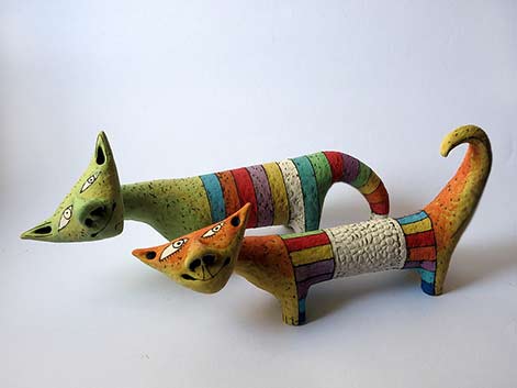 Inna-Olshansky-pair-ceramic-cats Inna-Olshansky-modernist cat sculptures