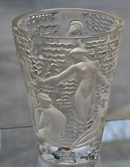 lalique-tumbler-nudes-in-water-437x562 Rene Lalique glass tumbler frosted bathers in clear glass rippled water
