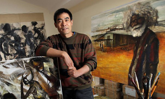 chinese-artist-zhou-xiaoping-in-studio-504x304 zhou-xiaoping in his studio