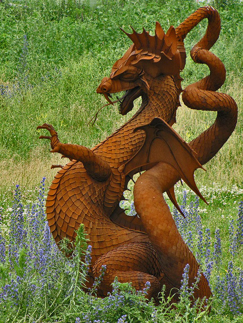 rusty-metal-dragon-sculpture-475x632 Metal dragon Cheryl W2009 on Flickr