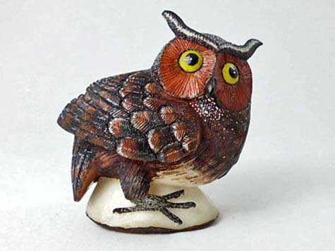 owl-figurine Hand carved owl sculpture