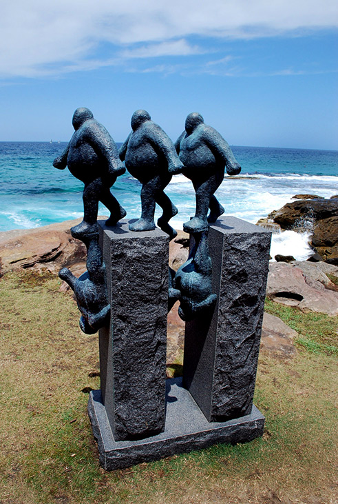 keld-moseholm-abstract-sculpture-491x731 'To Be or Not to Be' by Keld Moseholm abstract walking figures sculpture in granite