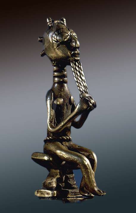 African-bronze-figurine Bronze weight from Baule region for gold