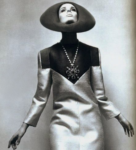 lanvin-60s-outfit-441x487 60s,-lanvin futuristic fashion