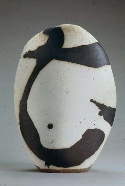 Monika Debus; Glazed-ceramic-sculplture Monika Debus; Glazed Ceramic Vessel, 2013.
