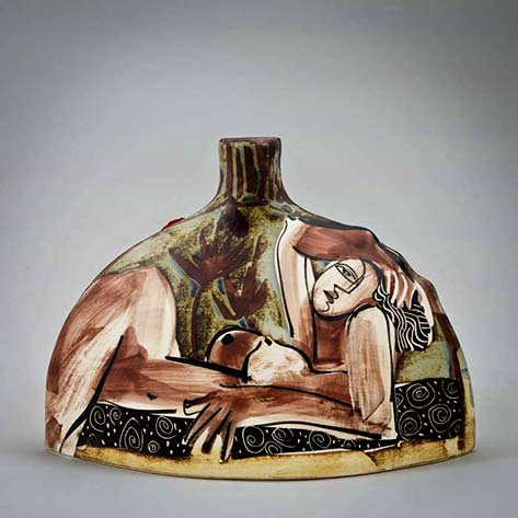 Alfajar-ceramic-bottle Alfajar-semi circular bottle with short spout and abstract female nude