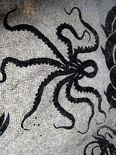 Pompeii-Herculaneum-octopus-mosaic- Ancient-Pompeii-Herculaneum-octopus-mosaic-by-Neil-Weightman-flilckr