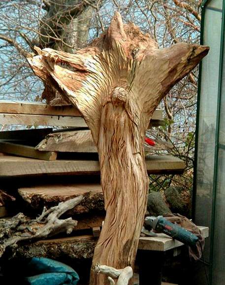 Angel-Marvin-Elliott-2006 Tree carved Angel-Marvin Elliott-2006