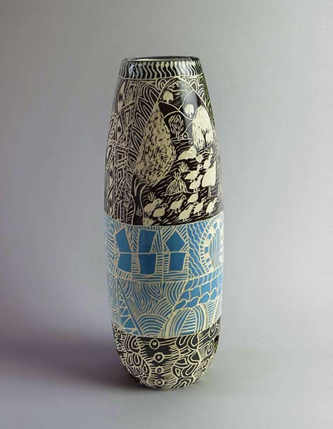 Anne-Thompson,-Ernabella-Ceramics,-SOLD-Ara-Irititja,-2015,-Stoneware,-H-33 Anne-Thompson,-Ernabella-Ceramics,sgrafifito vase