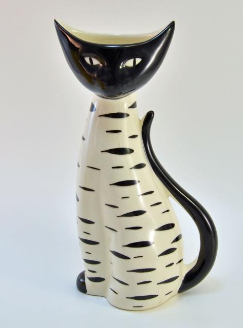 Anneliese-Beckh-for-Georg-Schmider-cat Anneliese Beckh for 'Georg Schmider' in Zell-Harmersbach, Germany.