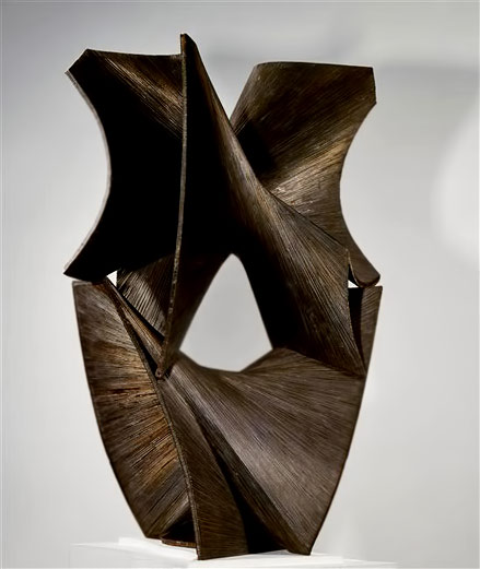 Antoine-Pevsner,-Spatial-construction-in-the-3rd-and-4th-dimensions,-1961, Antoine-Pevsner,-Spatial-construction-in-the-3rd-and-4th-dimensions,-1961,-Bronze,-National-Museum-of-Modern-Art---Georges-Pompidou-Center,-Paris