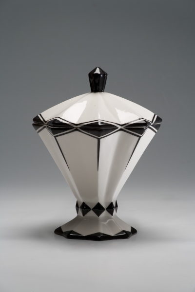 Art-deco-lidded-vessel-400x600 Elegant Art Deco lidded vessel - original, around 1925