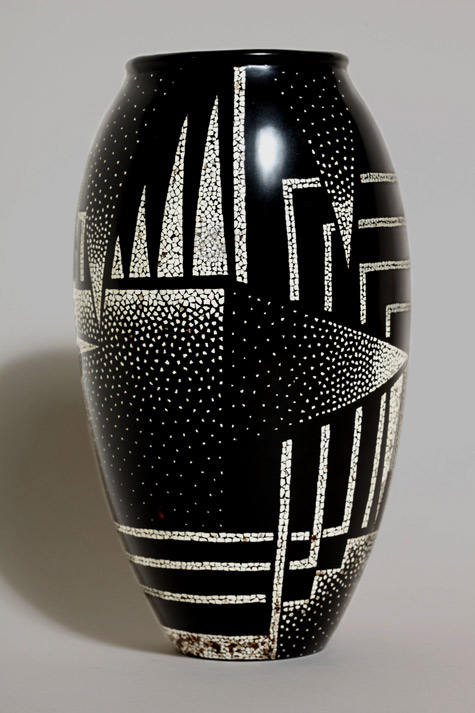 ovoid-art-deco-vase-jean-dunand-475x713 Art-Deco-Ovoid-Lacquered-Vase-by-Jean-Dunand