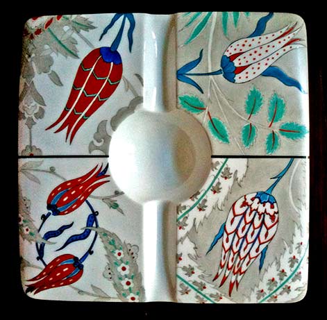 danielle-adjoubel-ceramic-arts ashtray-with-floral-decoration-danielle-adjoubel