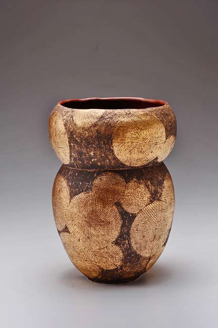 Cheiko-Yorigami-ceramic-pot aya-kon-pot by Cheiko-Yorigami
