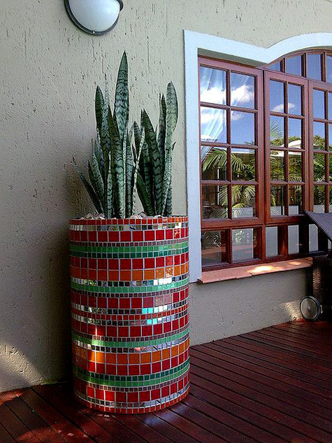 Badec-Bros-Deco-on-Flickr Mosaic floor vase with cacti Badec-Bros-Deco-on-Flickr