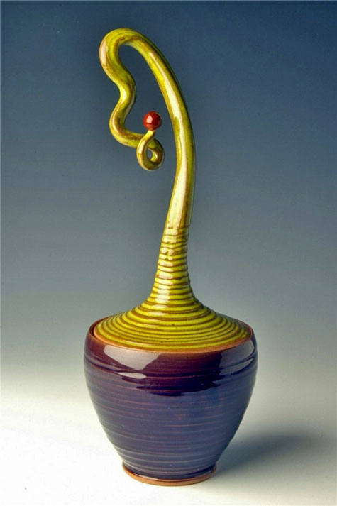 barbara-dunshee-ceramic-vessel Barbara Dunshee---a-contrast-of-movement-and-structure