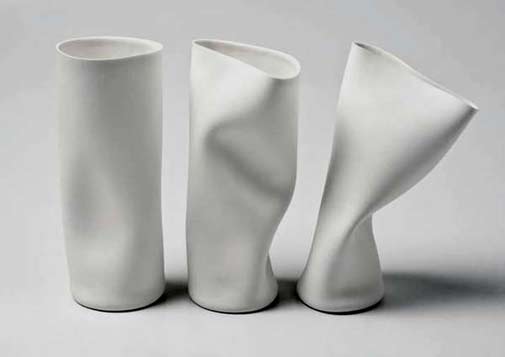 Belgian-designer-Quentin-de-Coster-has-completed-a-new-project-called-Indiscipline Belgian-designer-Quentin-de-Coster-porcelain sculptures-called-Indiscipline