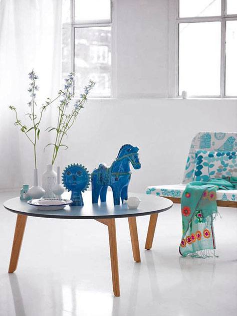 Mid-century-decor-Bitossi-ceramic-art Blue Bittossi ceramic figurines