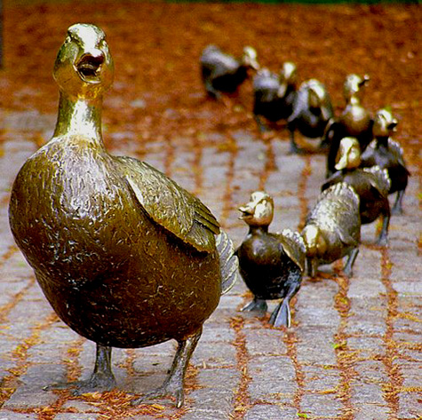 garden-duck-sculptures-475x473 Boston---Boston-Public-Garden-Ducks!