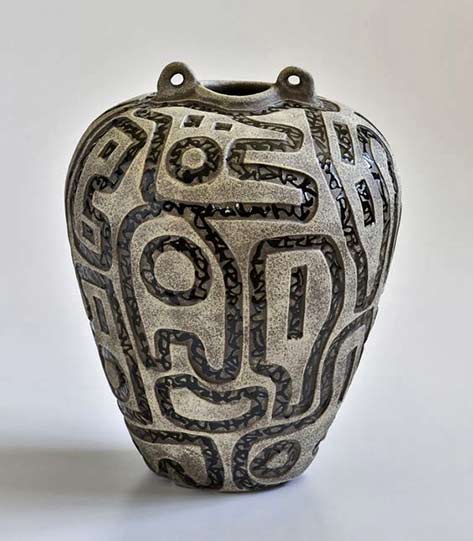 Boyan-Moskov-Ceramic-Studio Boyan-Moskov twin lug vesssel with abstract motif