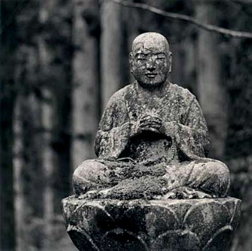 Rolfe-Horn-stone-buddha budha_Koya---Rolfe-Horn-Weston-Gallery