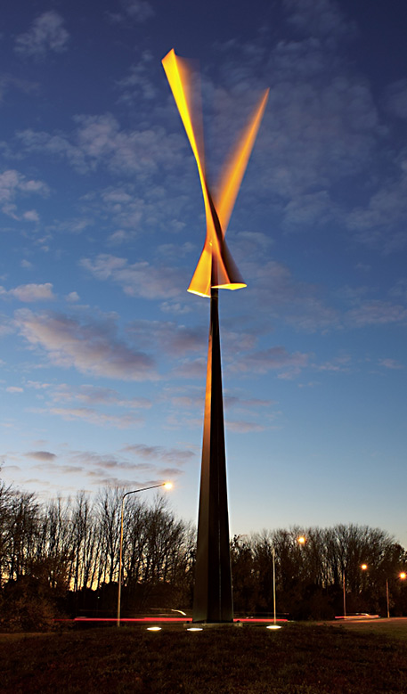 dinornis-maximus-phil-price-457x779 wind activated kinetic outdoor-Sculpture Dinornis Maximus by Phil Price