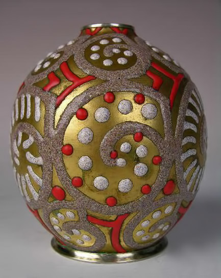Camille-Faure-globular-vase-art-deco (CAMILLE-FAURE-FRENCH-1874-1956)A-very-large-vaseGeometric-pattern-in-GoldWhiteGrayRed-and-White-enamels