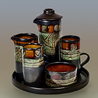 Medallion-coffee-service Celtic-Pottery---Medallion-coffee-set with tray