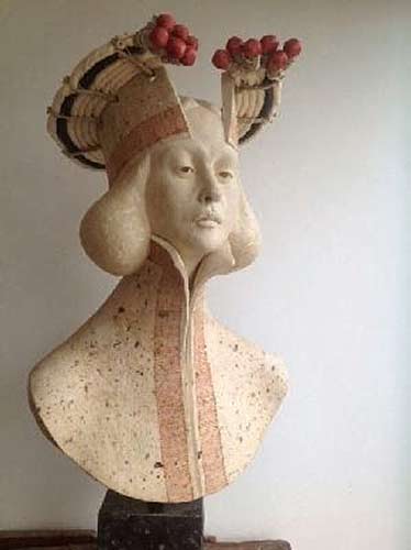 rob-van-bergen-ceramic-sculpture ceramic-rob-van-bergen female ceramic bust