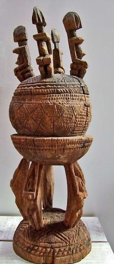 Ceremonial-vessel-that-would-have-been-used-by-the-Dogon-people-to-serve-food-to-a-Hogon-(priest) Carved Dogon ceremonial vessel