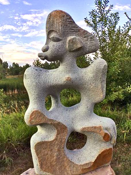 chapungu-sculpture-park---Shoma-sculpture