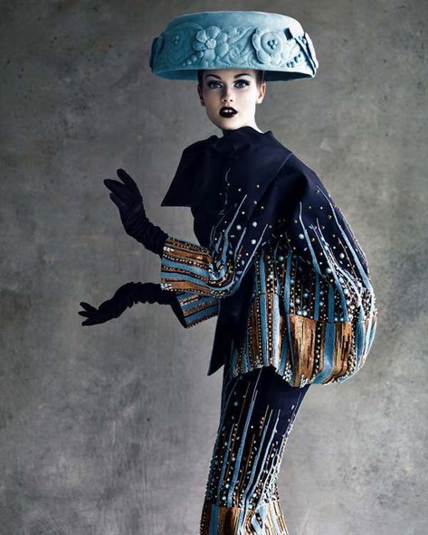 christian-dior-haute-couture-473x592 Christian Dior, Haute Couture 2008, photo by Patrick Demarchelier