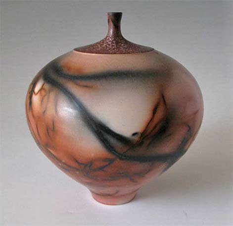 christine-gittins-ceramics christine-gittins-ceramic-vessel raku fired