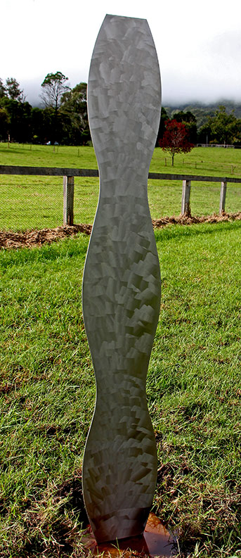 Christopher-Hodges The Maid Christopher-Hodges The Maid -- Kangaroo Valley sculpture
