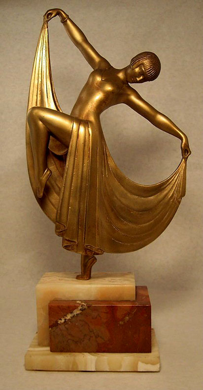 classic-French-figure-in-zinc,-Art-Deco-style.-1930 Zinc art deco dancer sculpture