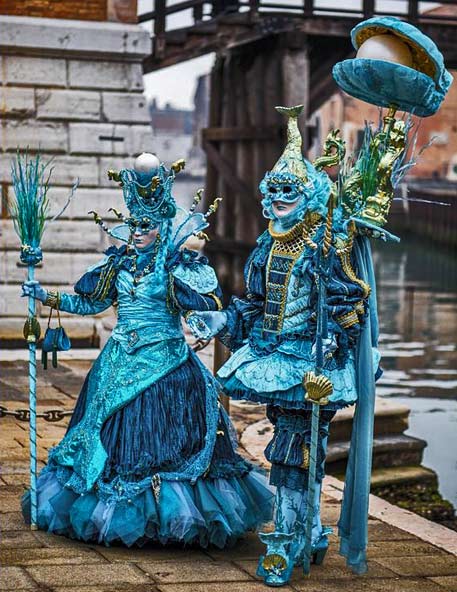 Venice-carnival-costumes costumes-carnaval-venise-2016 turquoise ocean theme