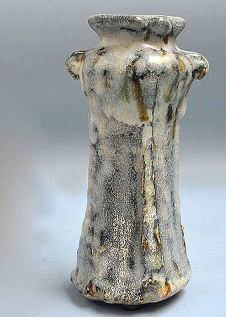 Mimitsuki-Vase-by-Tsukigata-Nahiko Crystallized Shino glaze--Mimitsuki Vase by Tsukigata Nahiko
