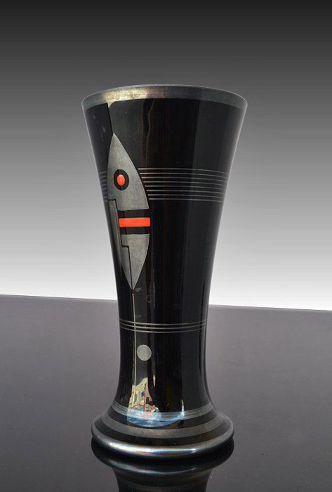 Art deco-vase-by-Hem Cubist-art deco vase-by-Hem in black, gold and red
