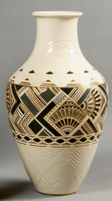 sevres-jazz-age-vase-374x670 Sevres-1927.-Made-in-France.-1927.-Height 37cm Drouot.com